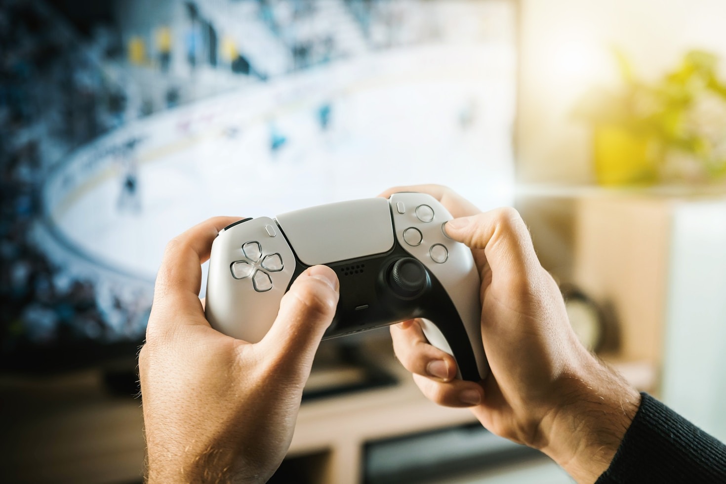 Why Online Gaming Appeals to All Ages